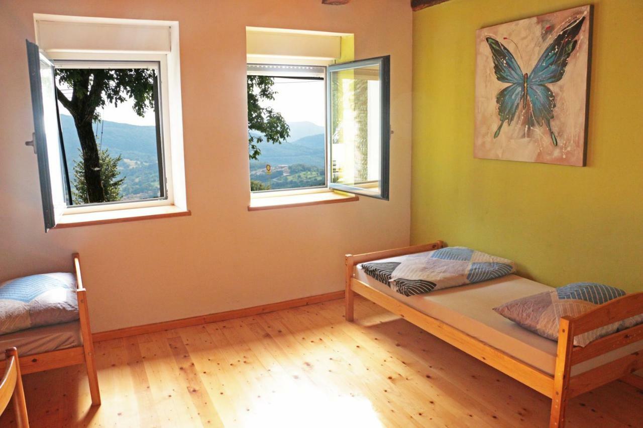 Stonehouse Apartment โนวาโกริคา ภายนอก รูปภาพ
